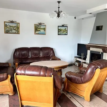 Nad Stawem Villa
