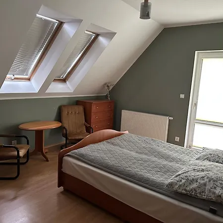 Nad Stawem Villa Mezowo